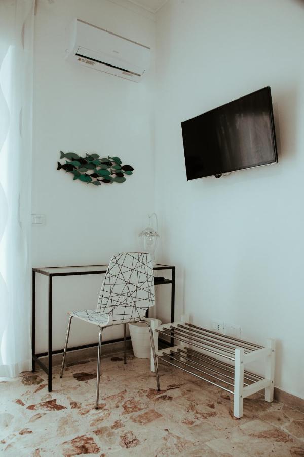 Sostanza - Rooms In Catánia Buitenkant foto